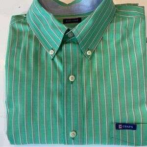 Chaps Mens XL Green Casual Button Down Shirt with Red WhPinstripes Easy Care EUC
